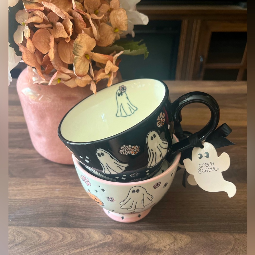 Gobbling and Ghoul mug set of 2 - Picture 1 of 4